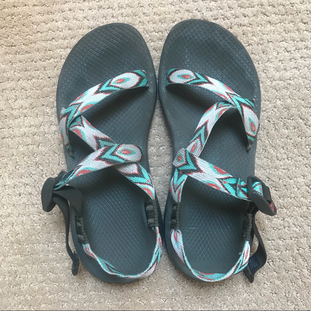 Chacos !!! Flash sale !!!!